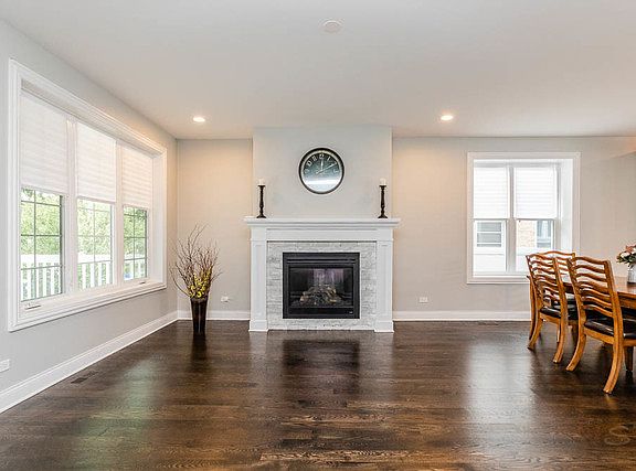 3rd image of 7435 N Olcott Ave