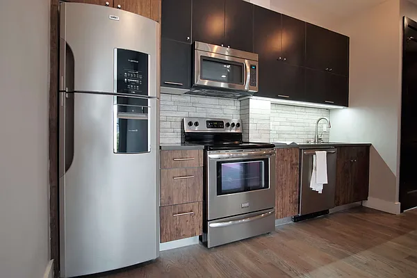 Rented by Lofts and Flats LLC | media 32