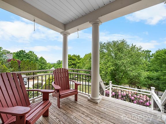 5th image of 1221 Grande Vista Ct