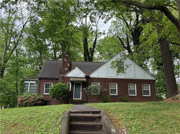 620 W Walnut St, Winston Salem, NC 27101