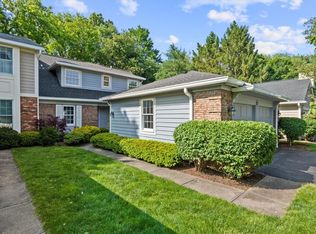22 Creek Rdg #PVT, Pittsford, NY 14534
