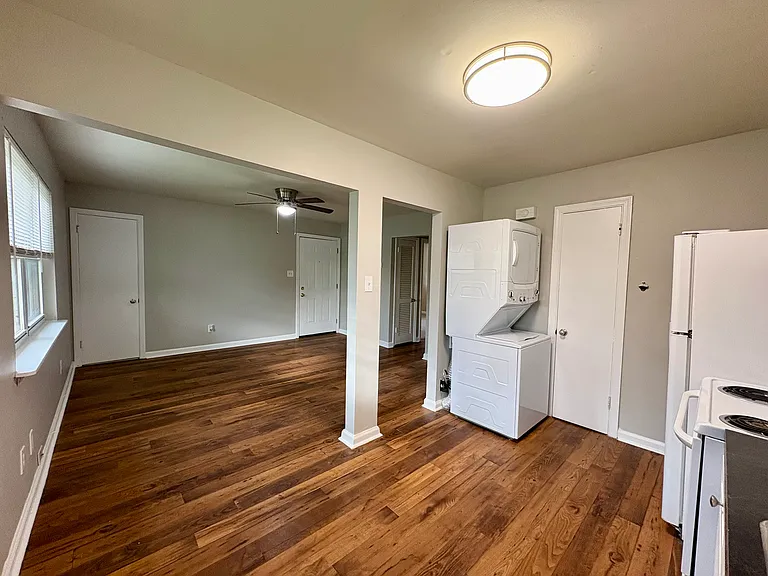 Vernon Cove Apartments — Photo 21