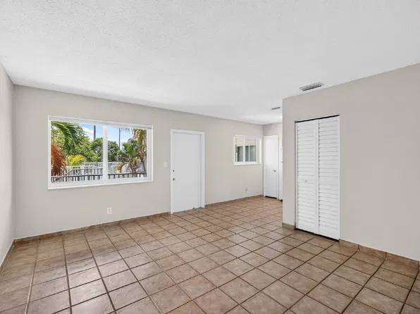 1007 W Prospect Rd APT 205, Fort Lauderdale, FL 33309