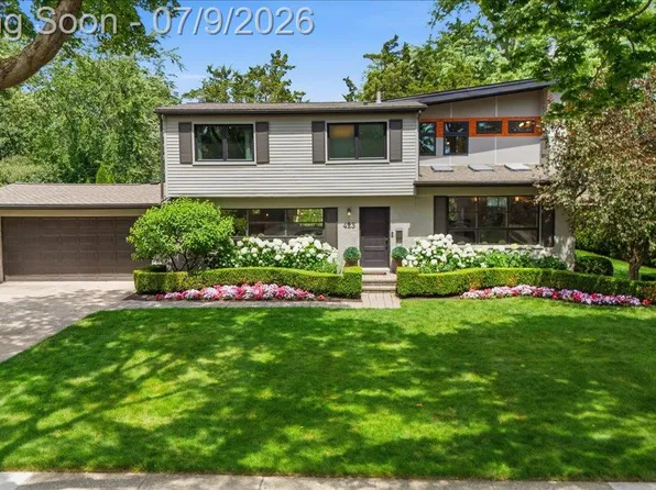423 S Cranbrook Cross Rd, Bloomfield Hills, MI 48301