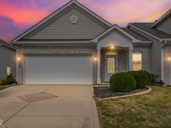 3962 Kristi Way, Greenwood, IN 46142