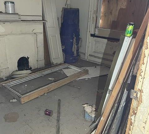 3rd image of 2611 W Montgomery Ave