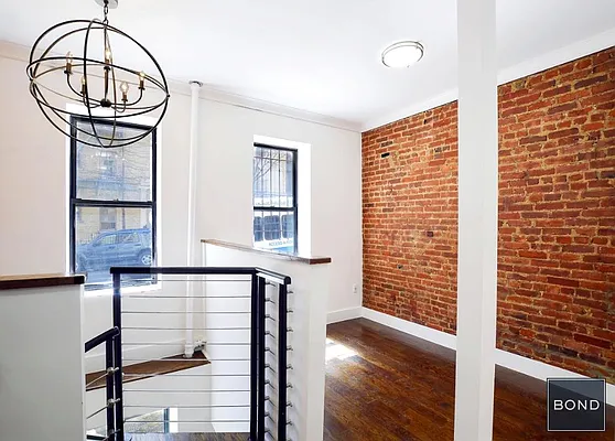 Rented by Bond New York | media 1