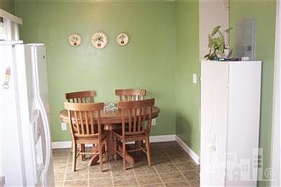 4th image of 111 Tillet Lane