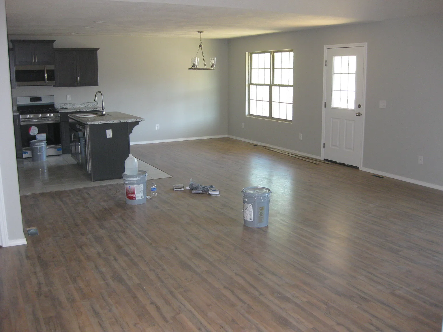 3 bed, 2.5 bath, 1675 sqft, $1,795 — Photo 4