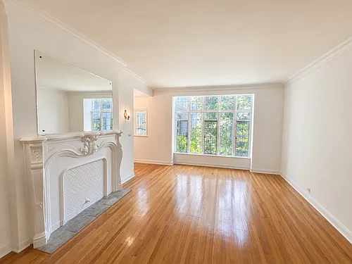 6010 Franklin Ave #4 Photo 1