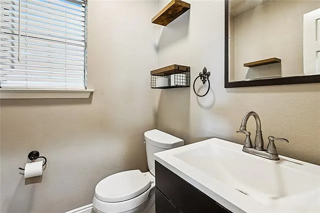 1003 Rue Chalet — Photo 19