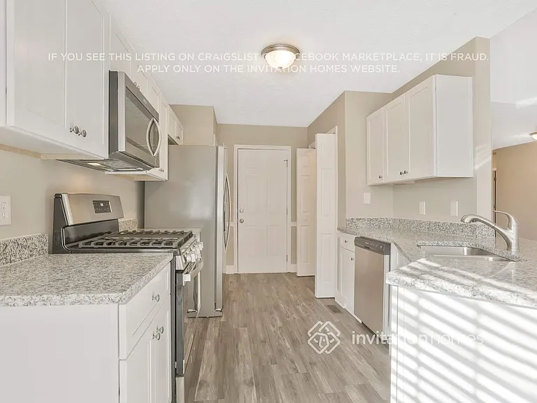 300 Jasmine Dr — Photo 12