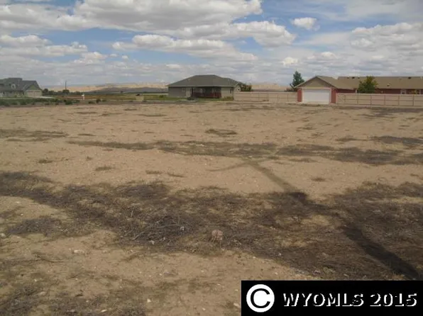 612 N Road 11, Worland, WY 82401