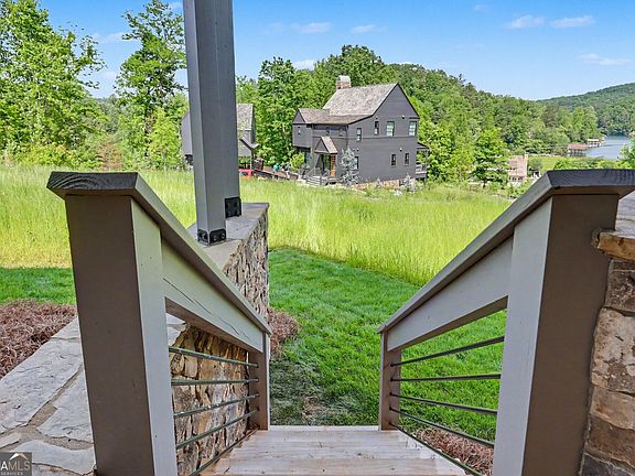 36th image of 140 Cove View Ln