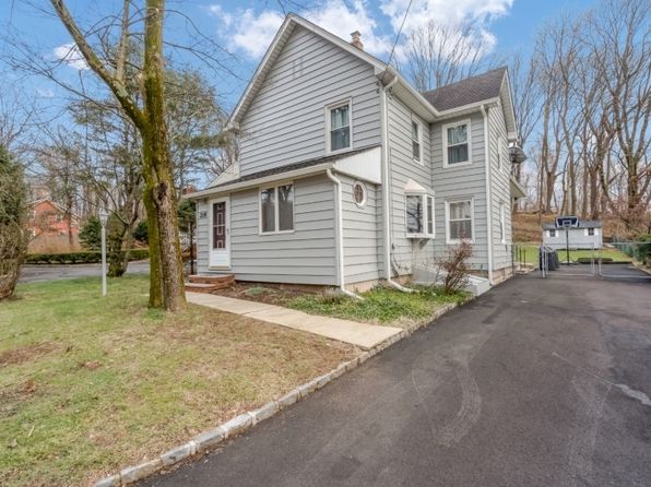 Madison Real Estate Madison Nj Homes For Sale Zillow