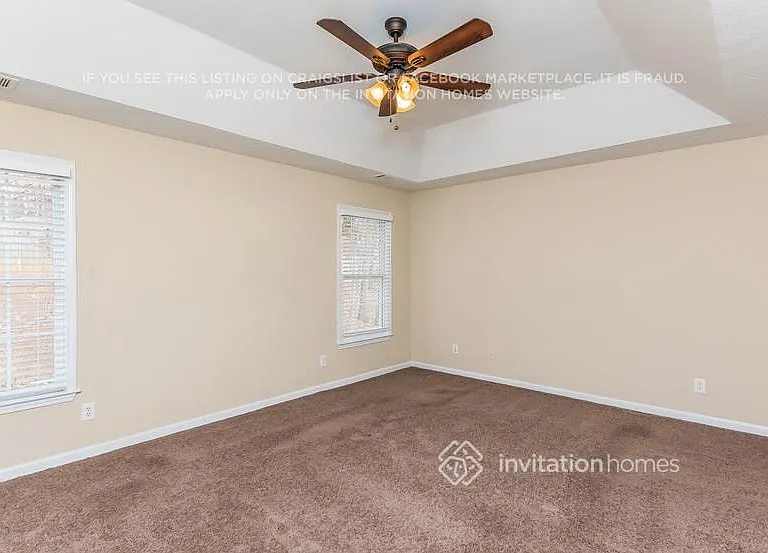 1040 Deer Hollow Dr — Photo 8