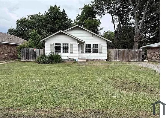 2 bed, 1095 sqft, $895 — Photo 2