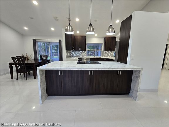 2nd image of 3102 Divot Rd