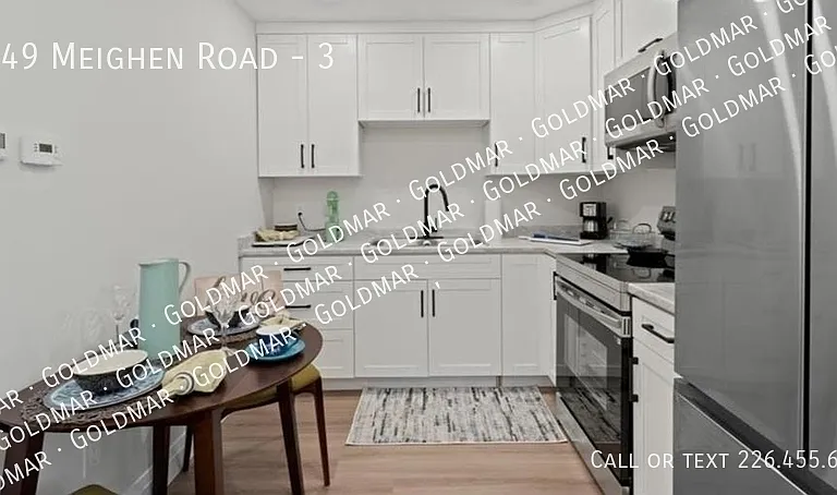 1849 Meighen Rd #3 — Photo 3