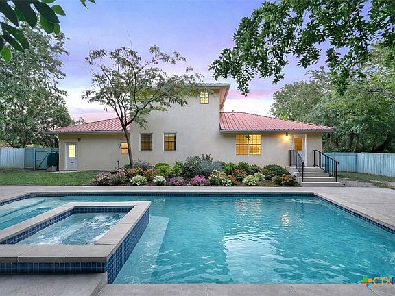 2nd image of 2405 Bahama Rd