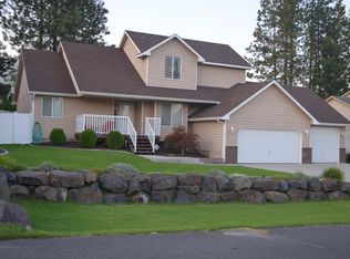 711 Upper Terrace Ln, Colbert, WA 99005