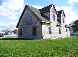 26 Booker St, Thomaston, ME 04861