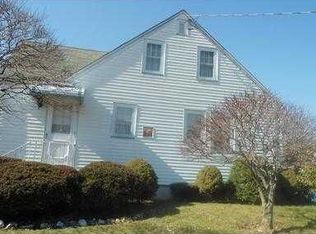 153 Giles Ave, Middlesex, NJ 08846