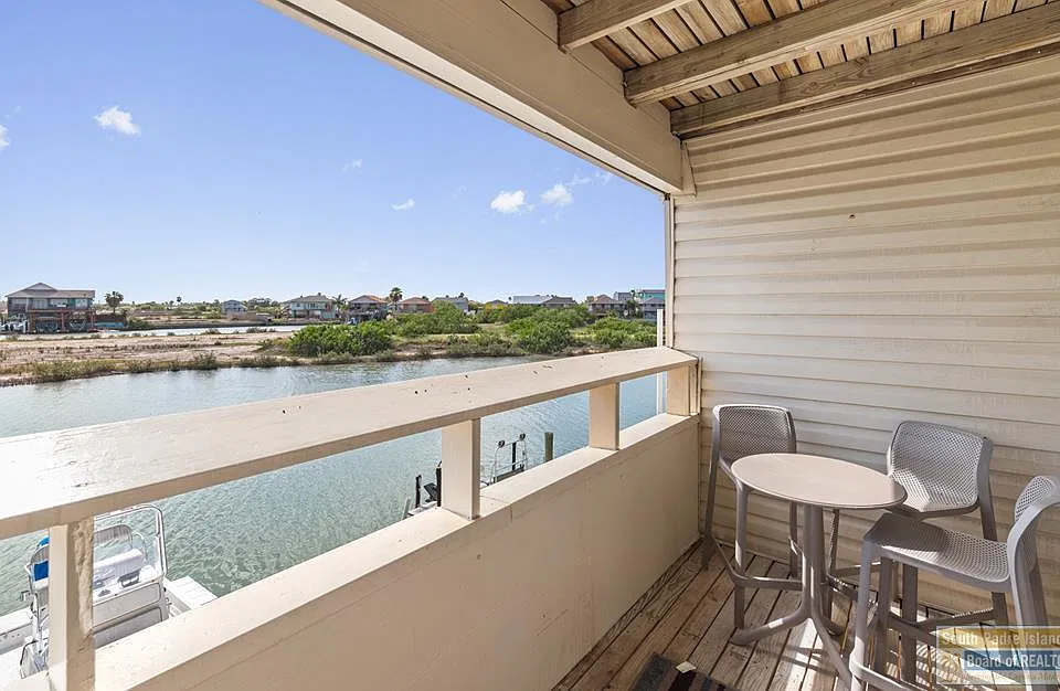 401 Island Ave #67A