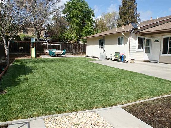 4th image of 5482 Scenic Ave