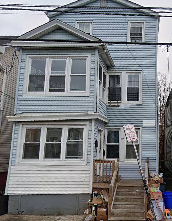 1st image of 70 Willoughby St Floor 2