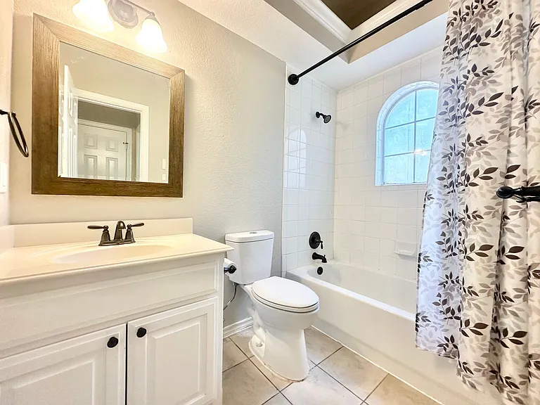 1806 Sand Stone Dr — Photo 15