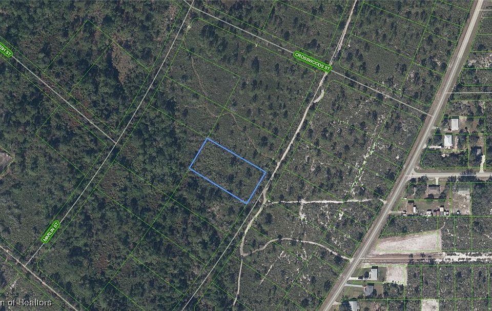 1st image of 718 Dolphin Ave