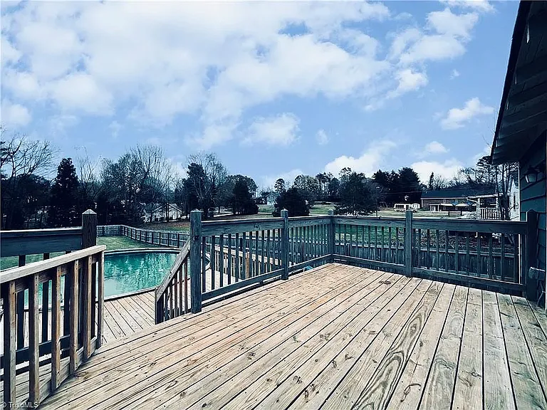 2053 W Clemmonsville Rd — Photo 19