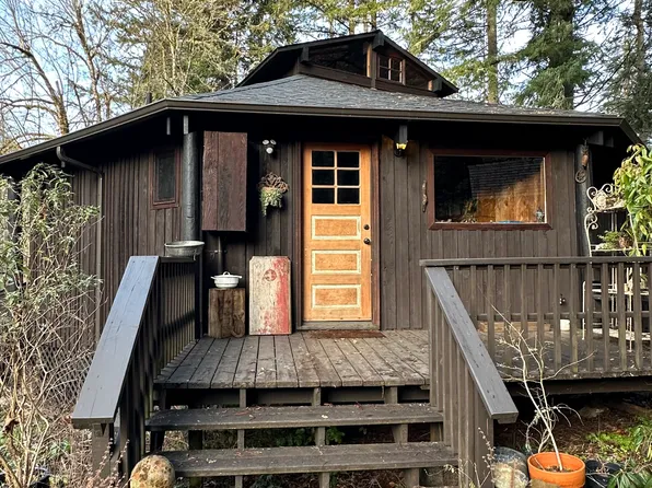 29236 Fox Hollow Rd, Eugene, OR 97405