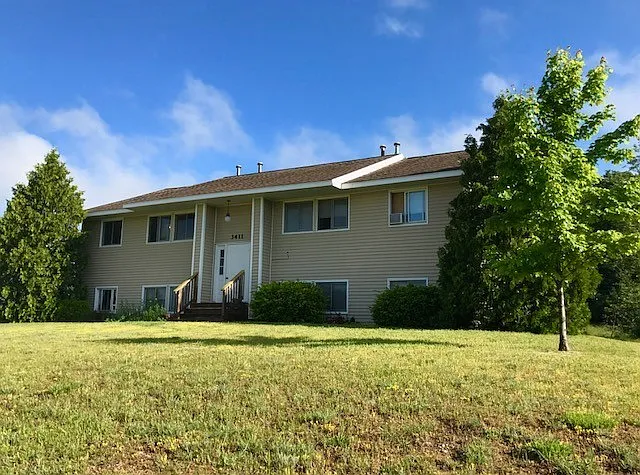 3415 Mahoney Dr — Photo 1