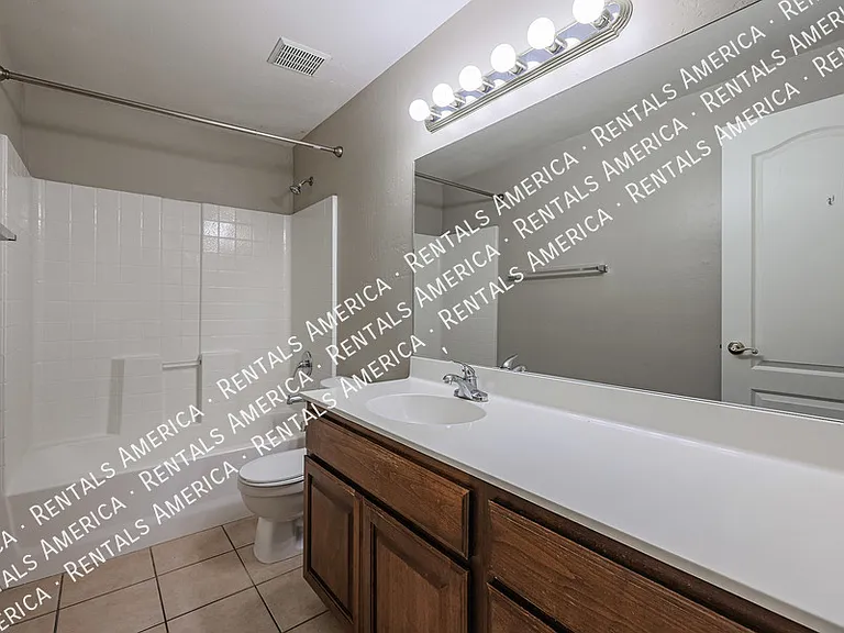 510 W University Dr #115 — Photo 8
