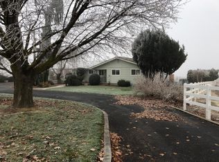 139601 W McCreadie Rd, Prosser, WA 99350