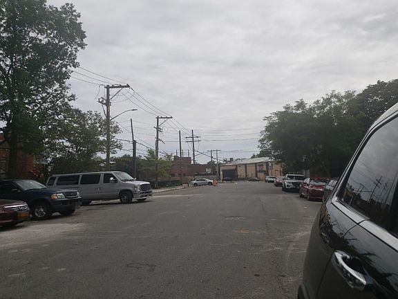 5th image of 1529 Hassock St