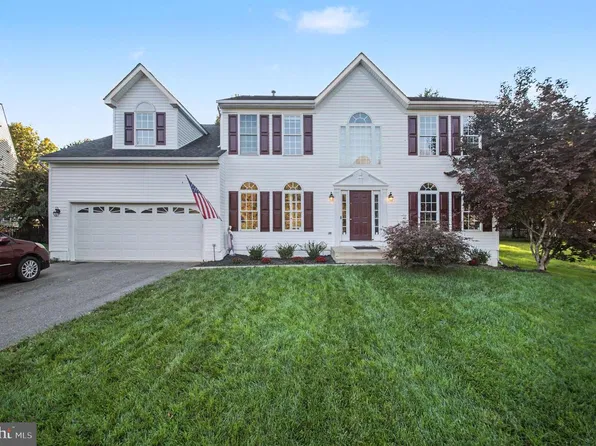 10 Glenhaven Ct, Fredericksburg, VA 22406
