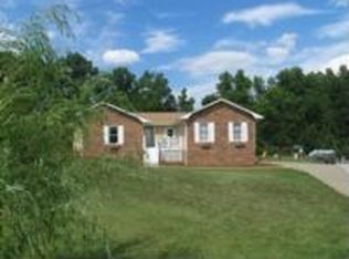 5158 Blackberry Ln, Matthews, NC 28104