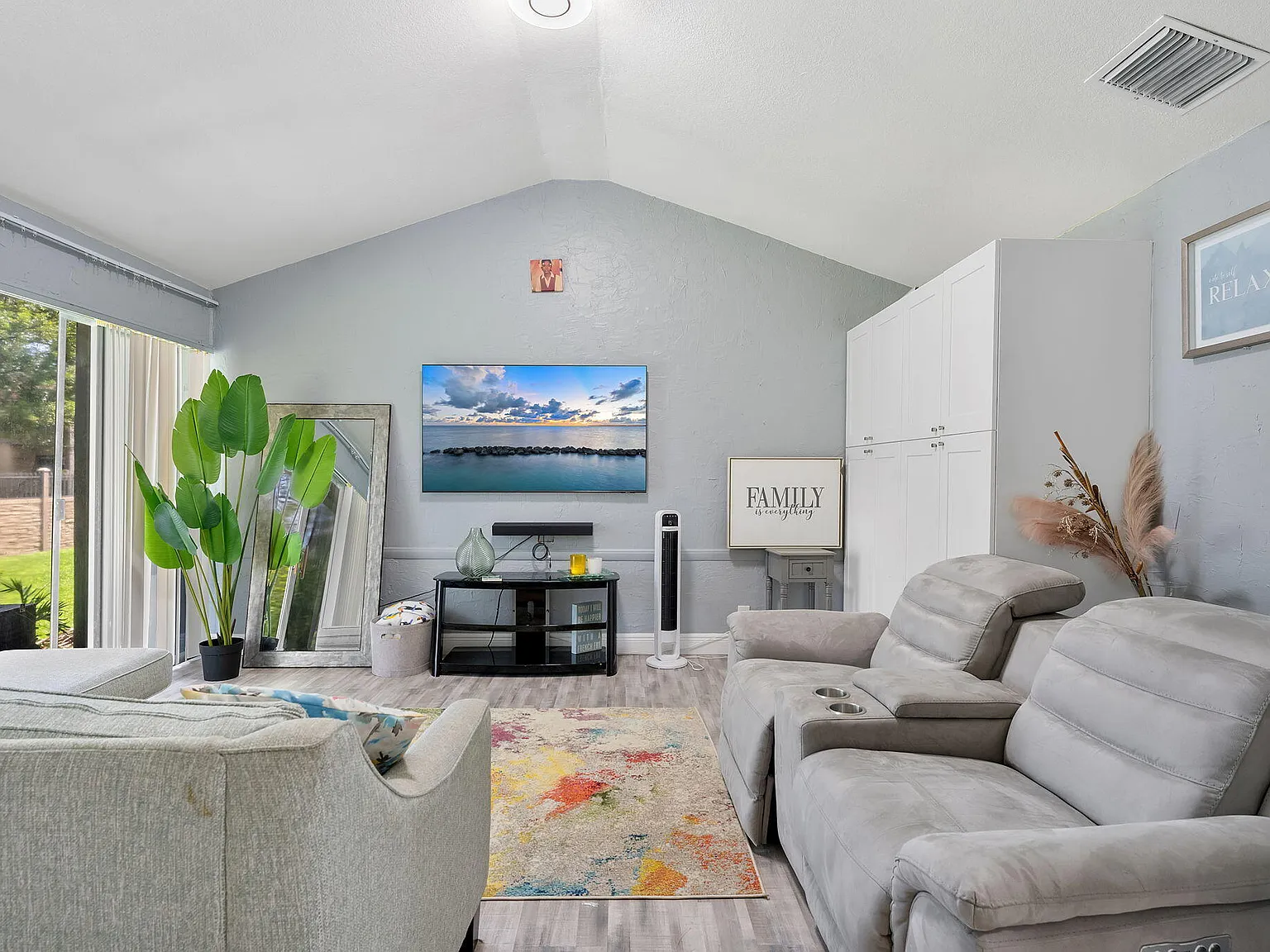 2 bed, 2.0 bath, 1176 sqft, $2,800 — Photo 2