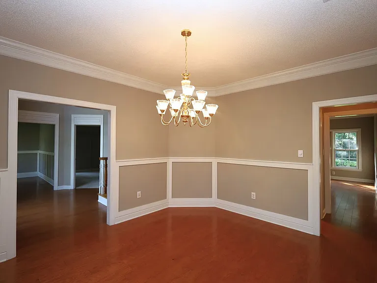 1054 Ridge Rd — Photo 6
