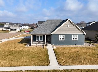 2777 Castle View St NW, Uniontown, OH 44685