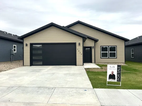 3334 34th St W, Williston, ND 58801