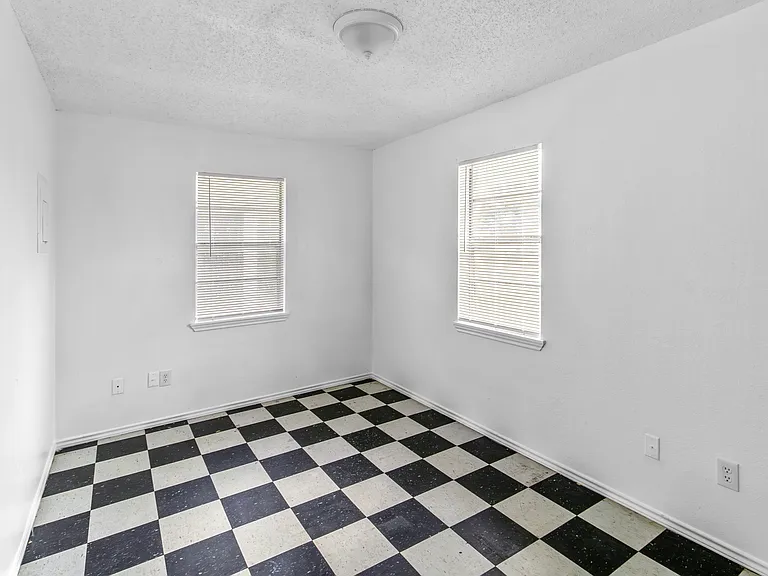 601 N Saint Marie St #1 — Photo 7