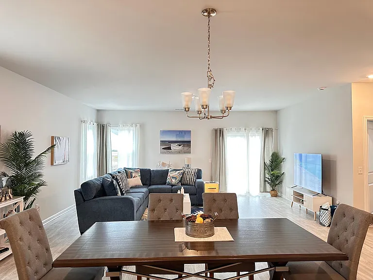 4933 Abbington Oaks Way SE — Photo 6