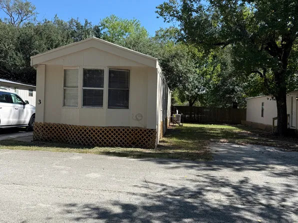 608 Hayman St, Huntsville, TX