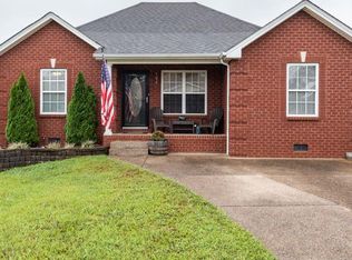 105 Buena Vista Dr, Portland, TN 37148