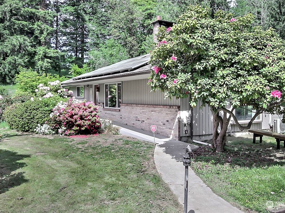 1st image of 2536 20th Avenue NW