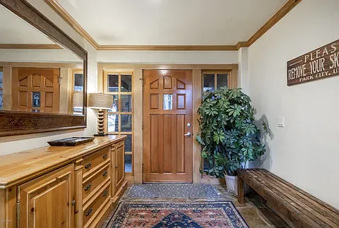 8015 Cache Dr — Photo 17